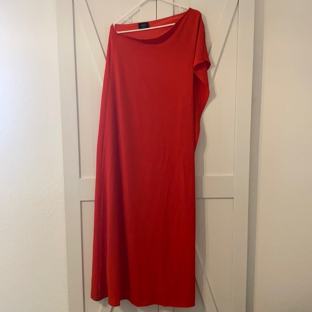 One shoulder floor length red dress